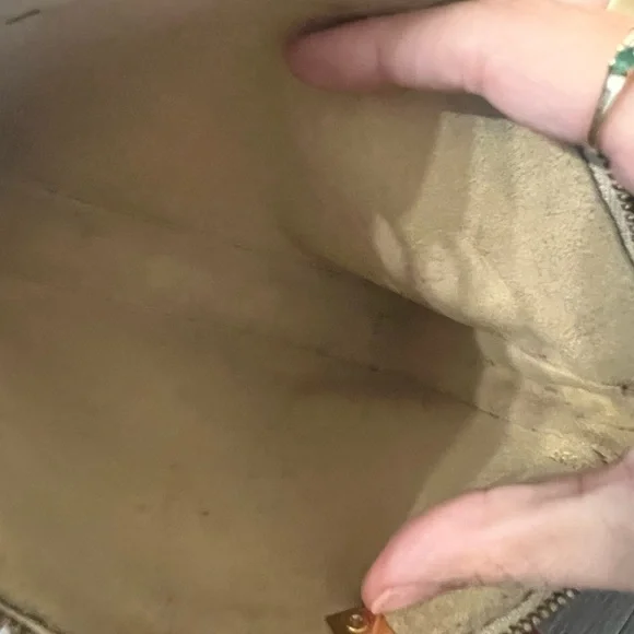 Louis Vuitton Cherry Blossom pochette - Picture 8 of 9